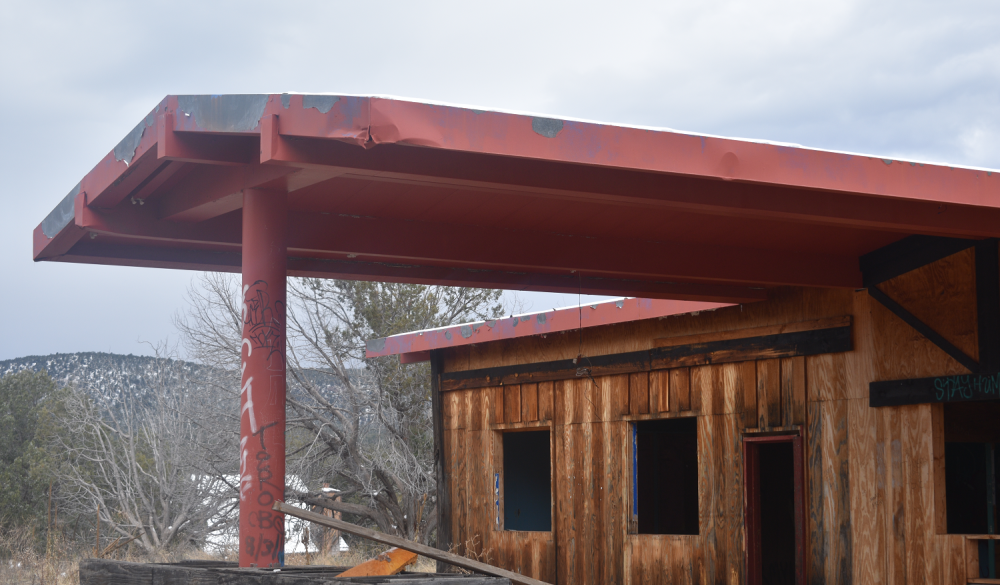 Seneca Lake Arizona abandoned gas station